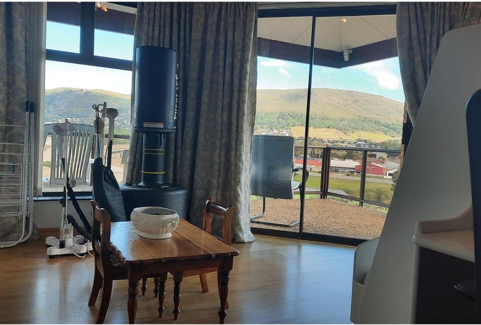 5 Bedroom Property for Sale in Charleston Hill Western Cape